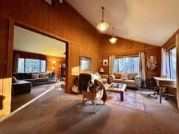 Aaron · Cozy Tahoe Vista Cabin · Walk to Beach · Pet-Friendly