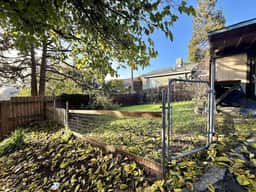 Newcastle · Japandi Loft Home · Radiant Heat · Walk to Downtown