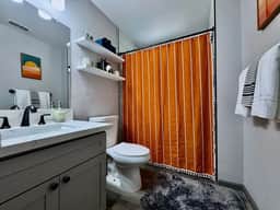 WSt5 · Remodeled 2BR Midtown · Walk to Everything · Secure Parking