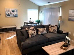 New Sunset Loft Guest House-Old Folsom-Kind Bed