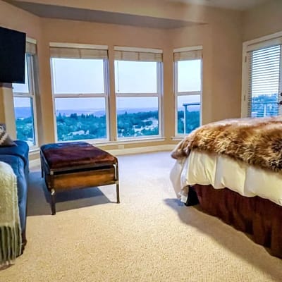Humbug · 5BR · Valley Views · 2 Kitchens · Game Room · Auburn