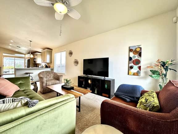 Basie · 3BR · King Bed · Covered Patio · Water Feature · Rancho Cordova