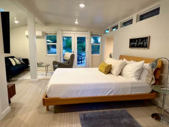 Cottage · Mid-Century Modern · Cal King · Garden Setting · Carmichael