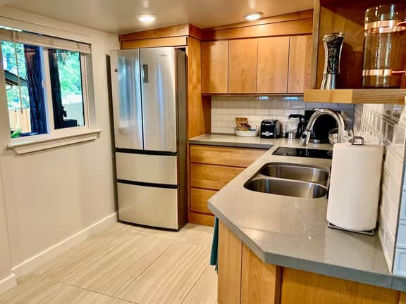 Cottage · Mid-Century Modern · Cal King · Garden Setting · Carmichael