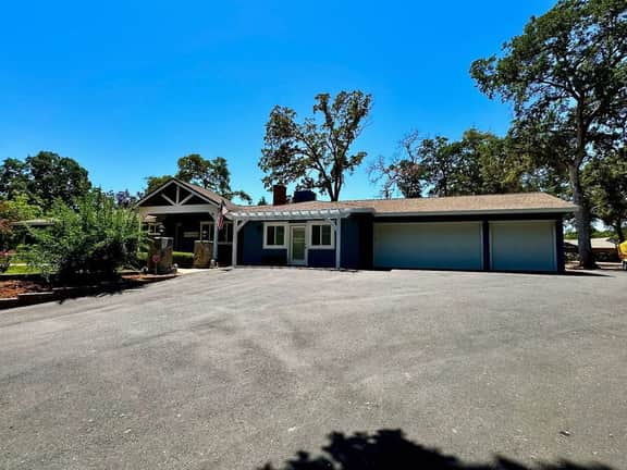 ElDorado · Modern Farmhouse · Fenced Yard · Apple Hill · Placerville