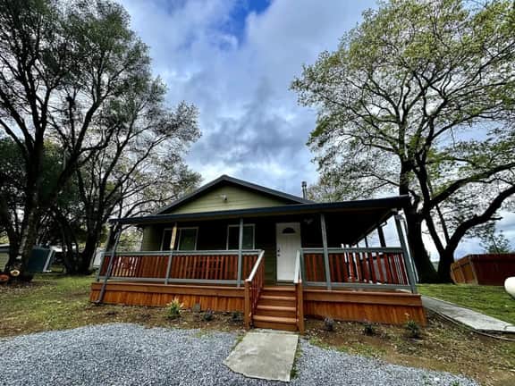 Wine Country Retreat-Beautiful Views-Family Fun