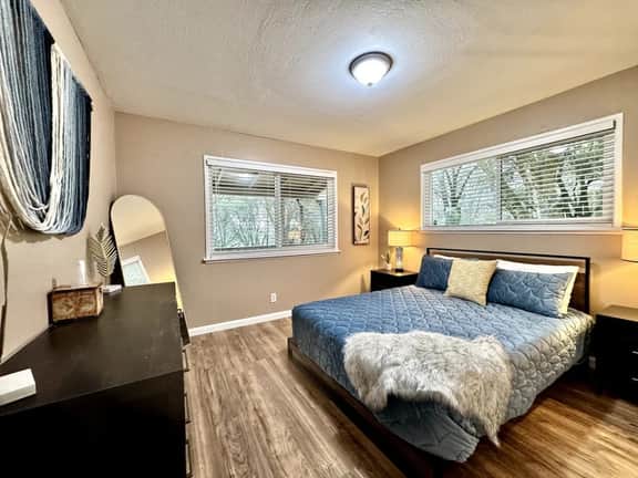 Wine Country Retreat-Beautiful Views-Family Fun