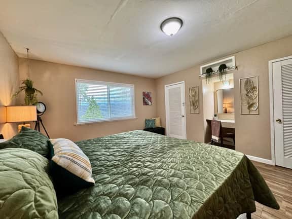 Monarch · Wine Country Retreat · Rolling Hills · Hiking Trails