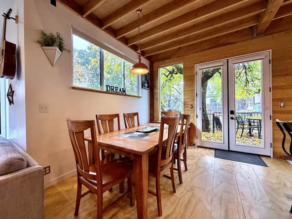 Newcastle · Japandi Loft Home · Radiant Heat · Walk to Downtown