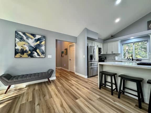 PineValley · Remodeled 4BR Tahoe · Vaulted Ceilings · New HVAC