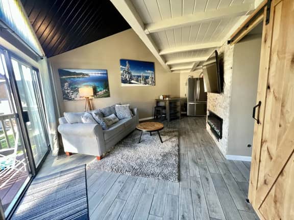 TahoeKeys · 2-Story Loft Condo · Garage · Near Casinos and Lake
