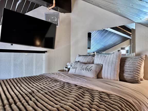TahoeKeys · 2-Story Loft Condo · Garage · Near Casinos and Lake