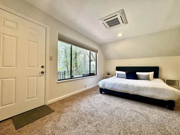 Treetop Cabin · Game Room & Fire Pit · Pollock Pines