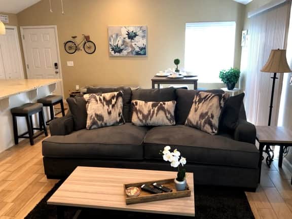 New Sunset Loft Guest House-Old Folsom-Kind Bed