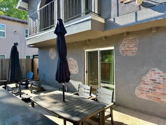 Remodeled Midtown Apartment