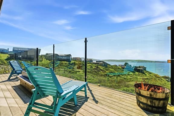 Dillon · Ocean Views · Hot Tub · 3,000 sqft · Dillon Beach